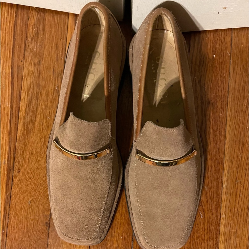 Vintage Gucci Men's Tan Suede Loafers
